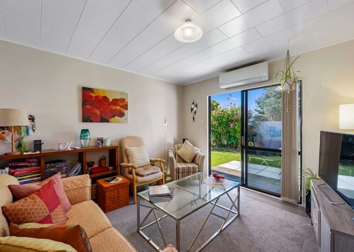  at 2/283 Westminster Avenue,, Tamatea, Napier, Hawke's Bay