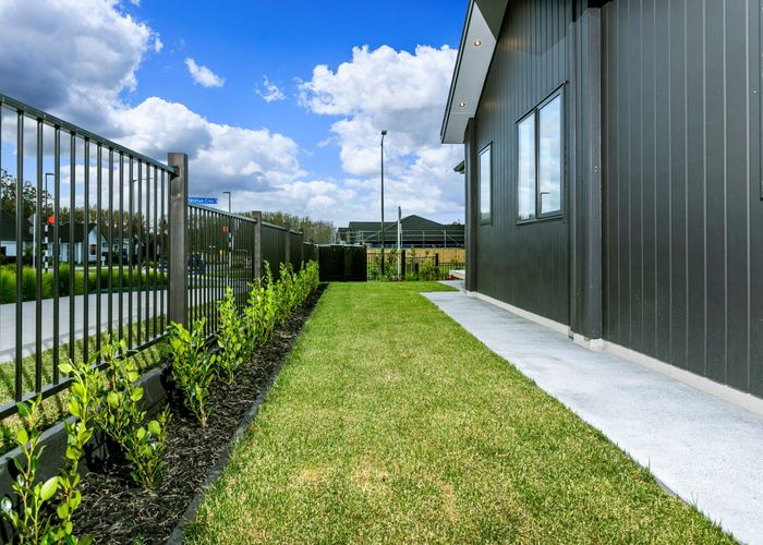 at 41 Matahae Crescent, Milldale, Rodney, Auckland