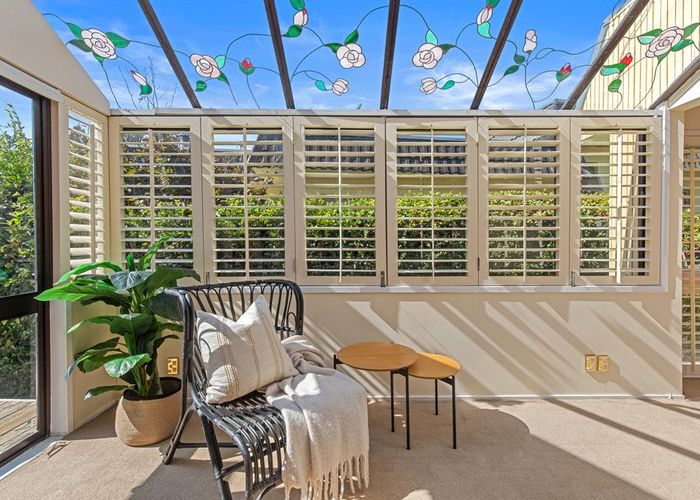  at 4 Saddleback Rise, Murrays Bay, North Shore City, Auckland