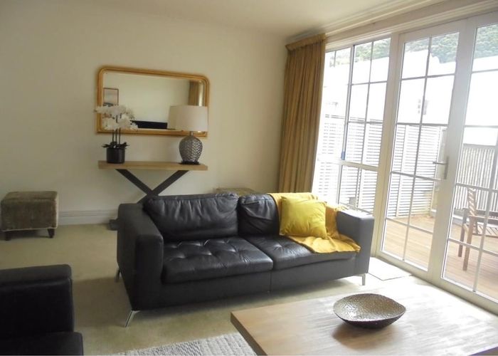  at 154 Tinakori Road, Thorndon, Wellington