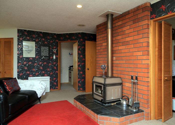  at 3 Armstrong Street, Balclutha