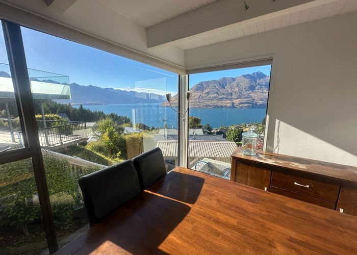  at 92 Wynyard Cr, Fernhill, Queenstown-Lakes, Otago