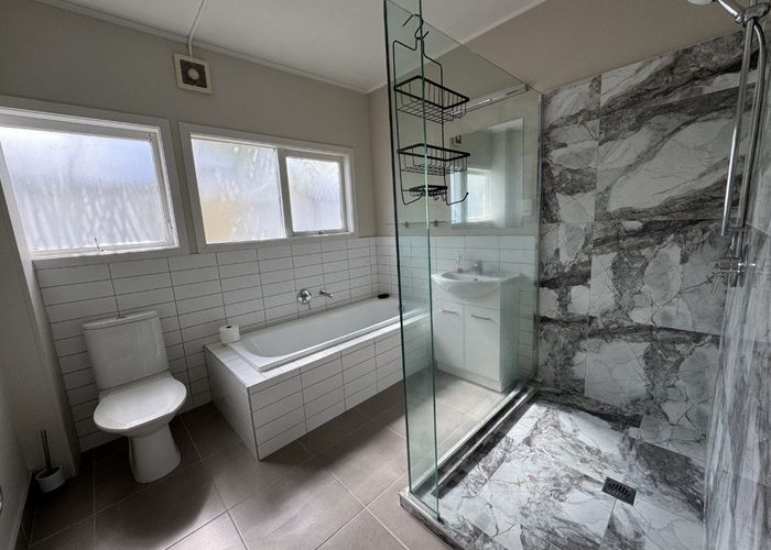  at 4 Richard Farrell Avenue, Remuera, Auckland City, Auckland