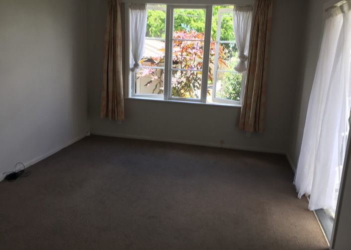  at 2/15 Kent Road, Manurewa, Auckland