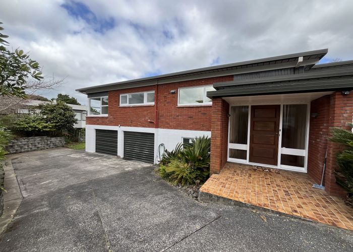  at 25 Dudding Avenue, Northcote, North Shore City, Auckland