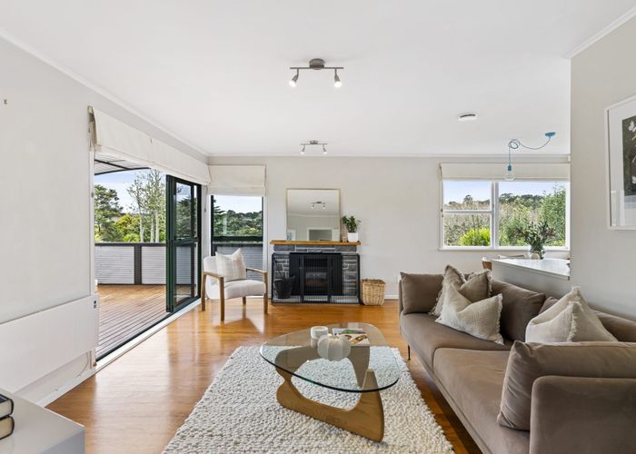  at 76 Lauderdale Road, Birkdale, Auckland