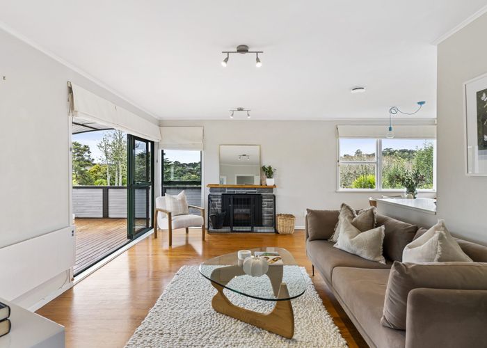  at 76 Lauderdale Road, Birkdale, North Shore City, Auckland