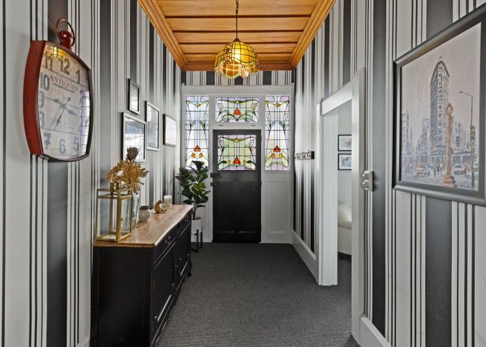  at 10 Cobden Road, Bluff Hill, Napier, Hawke's Bay