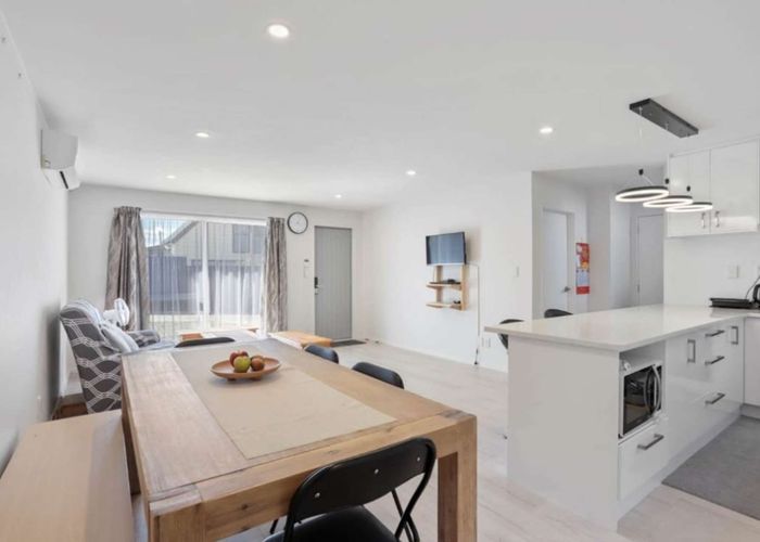  at 4035C Great North Road, Glen Eden, Waitakere City, Auckland