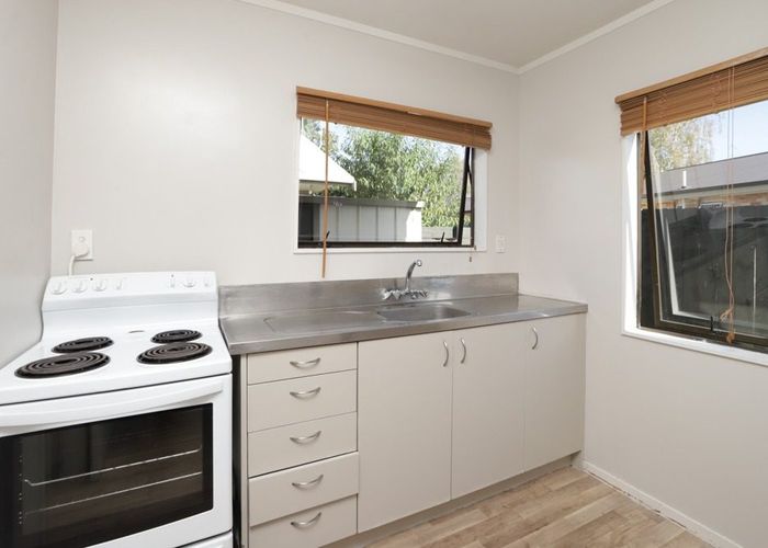  at 9C Cameron Road, Hamilton East, Hamilton