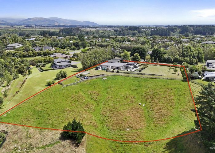  at 14 Branksome Place, Aokautere, Palmerston North, Manawatu / Whanganui