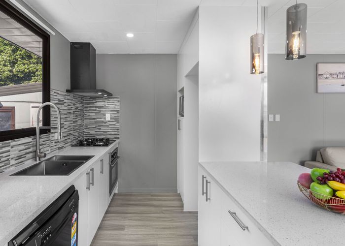  at 2/34 Ferndale Road, Mount Wellington, Auckland City, Auckland