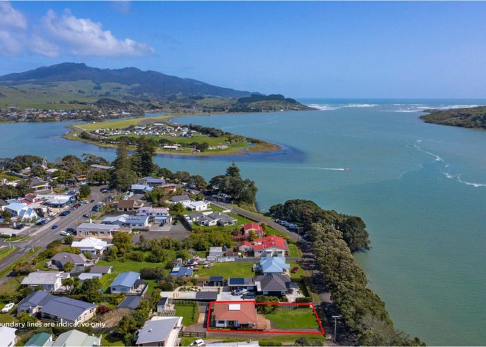  at 23 Cliff Street, Raglan, Waikato, Waikato