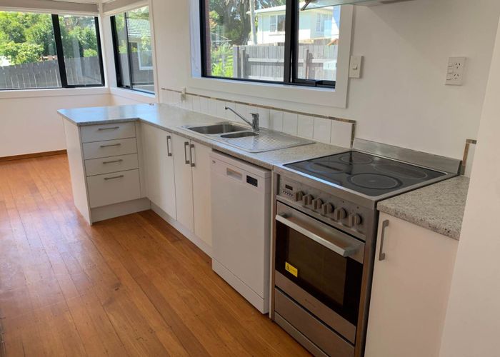  at 121 Waimumu Road, Massey, Waitakere City, Auckland