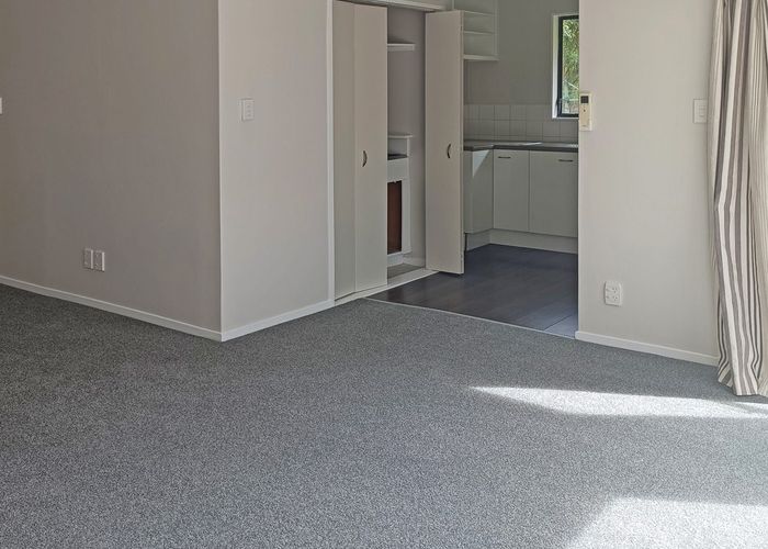  at 6A & 6B Amber Grove, Birchville, Upper Hutt, Wellington