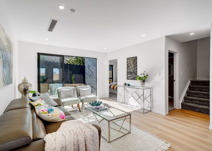  at 21D Crosby Road, West Harbour, Waitakere City, Auckland