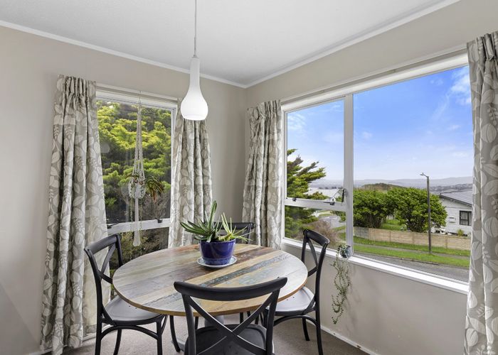  at 14 Kaitangata Crescent, Kelson, Lower Hutt, Wellington