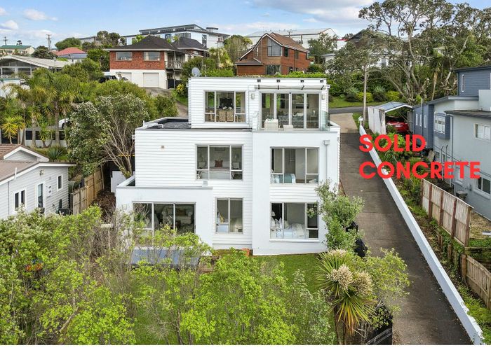  at 4A Korotaha Terrace, Rothesay Bay, Auckland