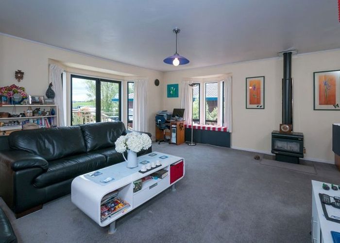  at 1/6 Altair Place, Windsor Park, North Shore City, Auckland