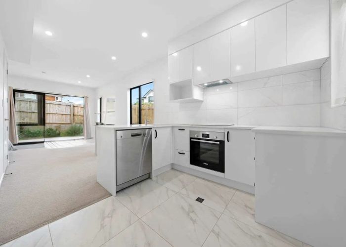  at 7/112 Moore Street, Howick, Manukau City, Auckland