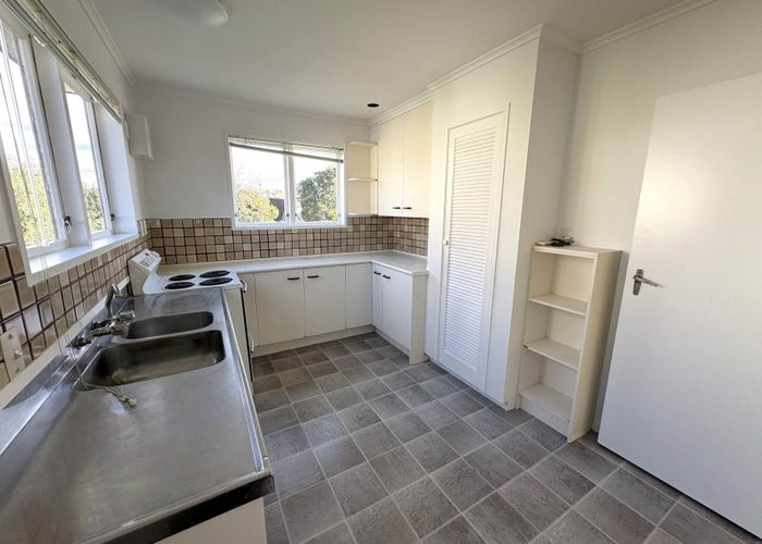  at 2/58 Clonbern Road, Remuera, Auckland City, Auckland