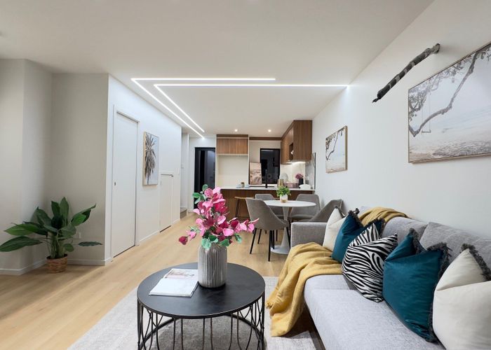  at Lot 2, 8 Seymour Avenue, Papatoetoe, Manukau City, Auckland