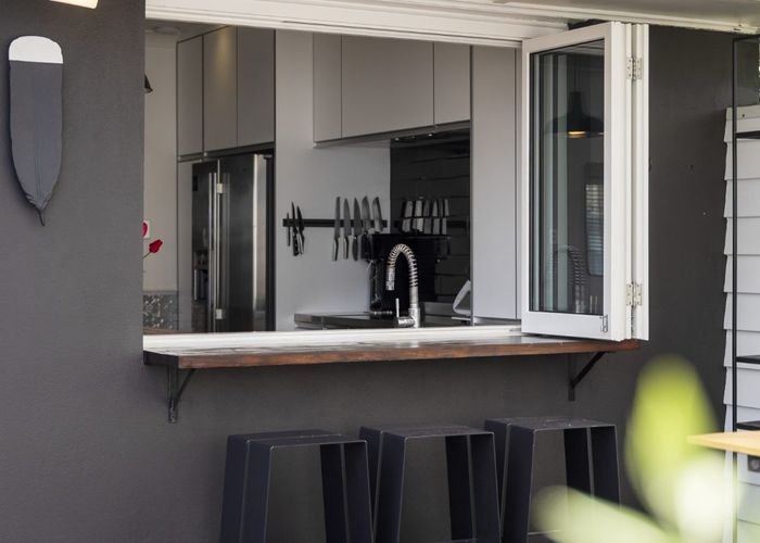  at 14 Temple Street, Meadowbank, Auckland