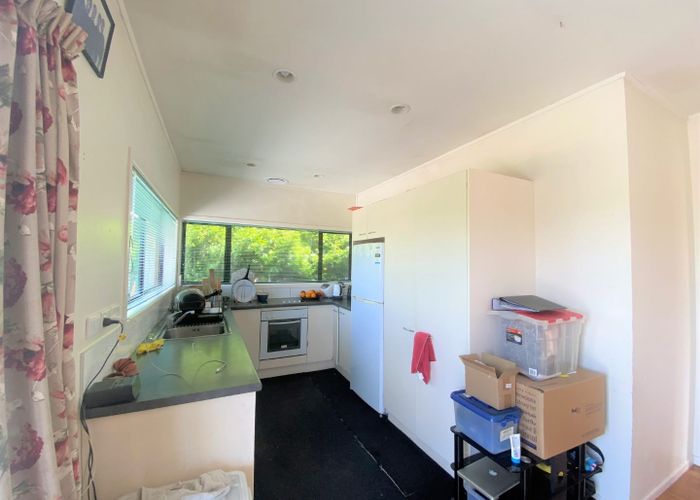  at 3/286 Richardson Road, Mount Roskill, Auckland