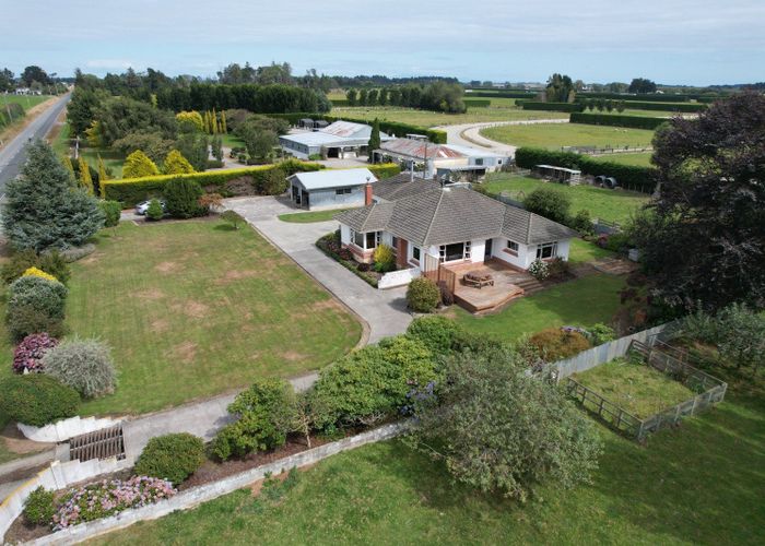  at 1048 Lochiel Branxholme Road, Branxholme, Invercargill