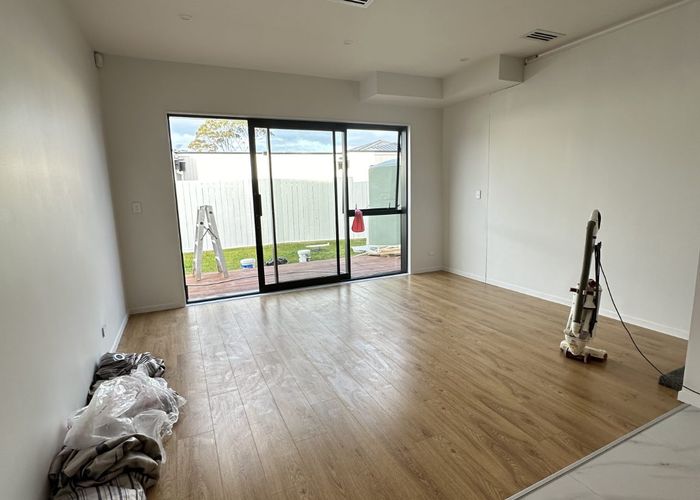  at 24 Waihou Crescent, Albany Heights, Auckland