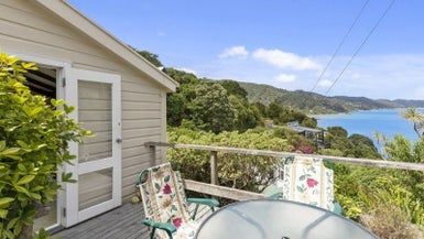  at 7 Westhill Road, Point Howard, Lower Hutt