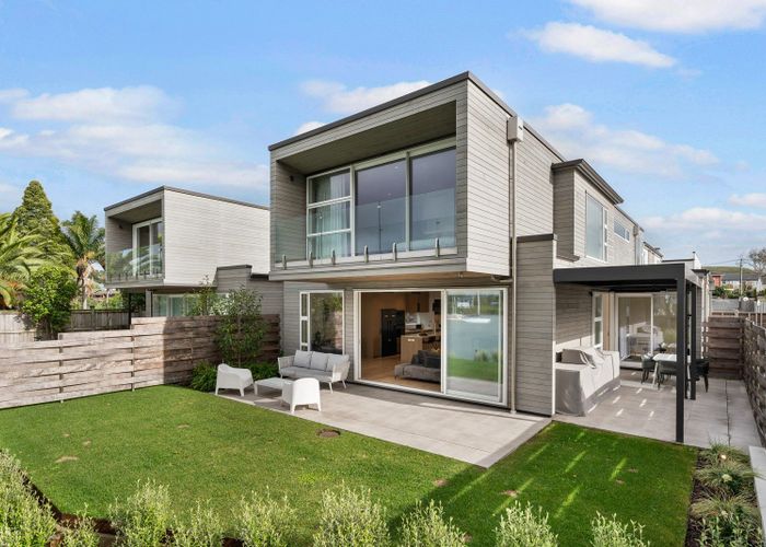  at 24F Riverview Road, Panmure, Auckland City, Auckland
