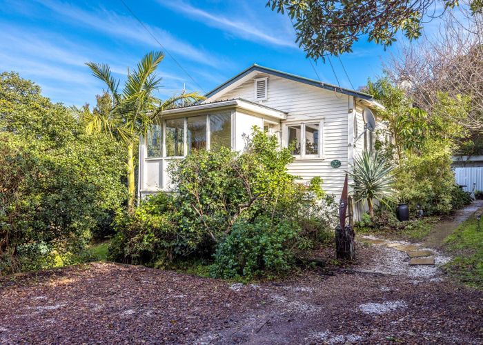  at 13 Surfdale Road, Surfdale, Waiheke Island