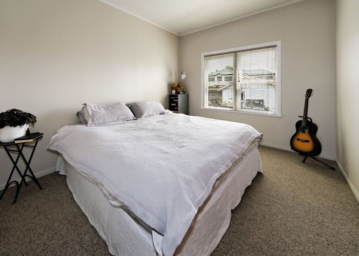  at 121 Mcleod Road, Te Atatū South, Auckland