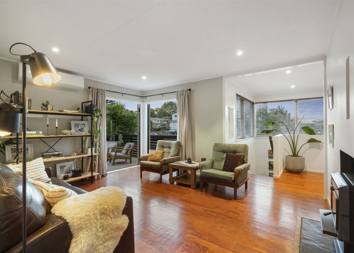  at 19 Beeche Place, Birkdale, Auckland