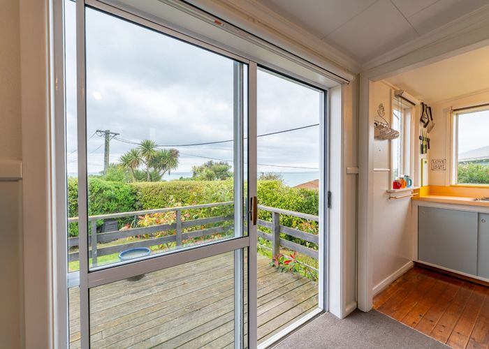 at 42 Stirling Street, Kakanui, Waitaki, Otago
