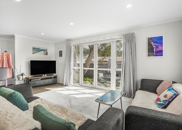  at 1/42 Hinau Grove, Wainuiomata, Lower Hutt