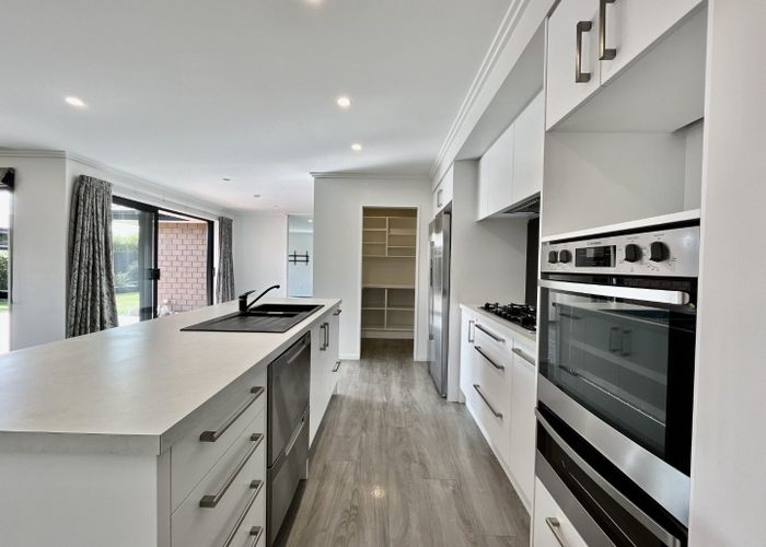  at 54 Grayshott Avenue, Casebrook, Christchurch City, Canterbury