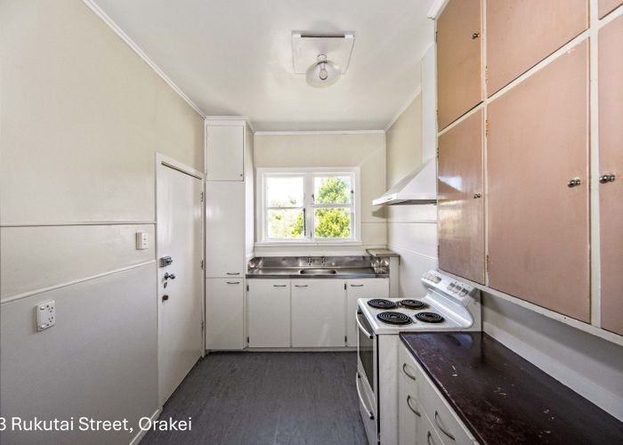  at 3, 5, 7, 9 and 11 Rukutai Street and 12 Godden Crescent, Orakei, Auckland City, Auckland