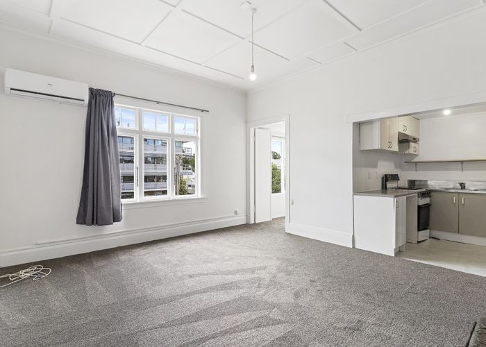 at 2/5 Park Avenue, Grafton, Auckland City, Auckland