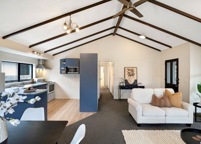  at 2/42 Heywood Terrace, Richmond, Christchurch City, Canterbury