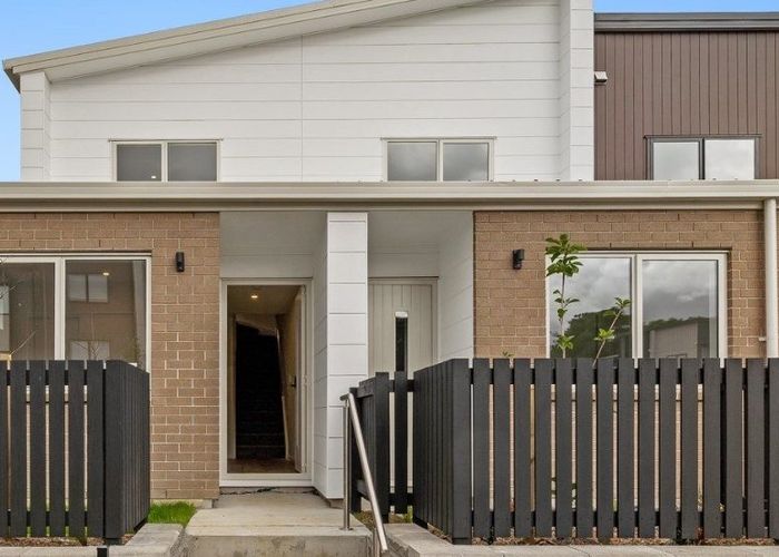  at 345 Glengarry Road, Glen Eden, Auckland