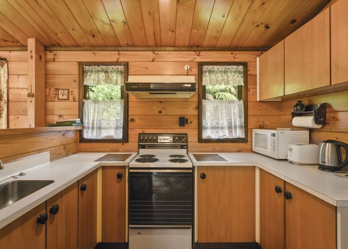  at 3 Tombleson Road, Lake Rotoehu, Rotorua, Bay Of Plenty