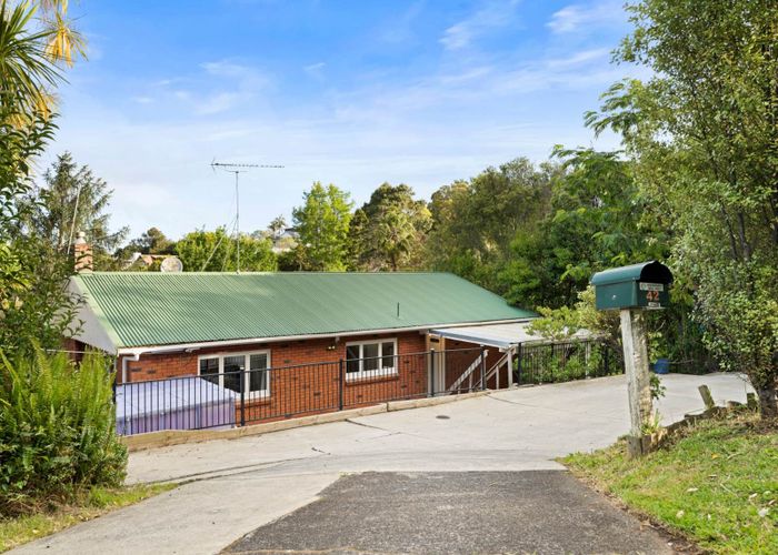  at 42 West Lynn Road, Titirangi, Waitakere City, Auckland