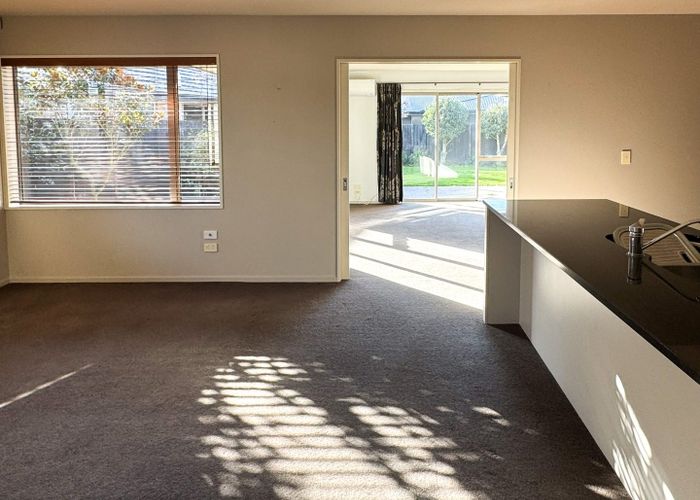  at 21 Dunsford Close, Halswell, Christchurch City, Canterbury