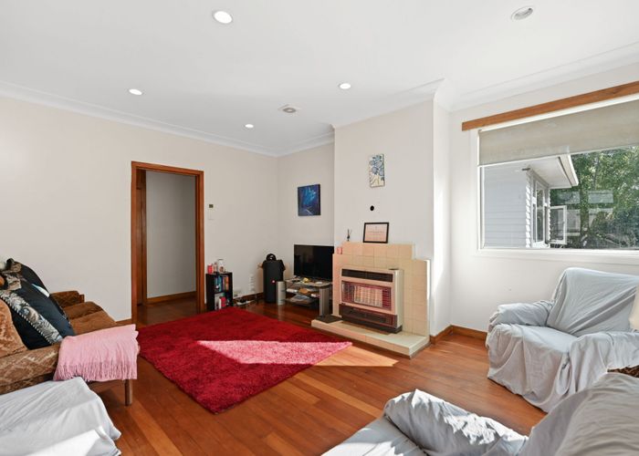  at 23 Mitcham Avenue, Forest Lake, Hamilton