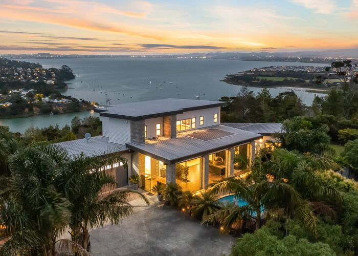  at 1 Te Kawau Pass, Greenhithe, Auckland