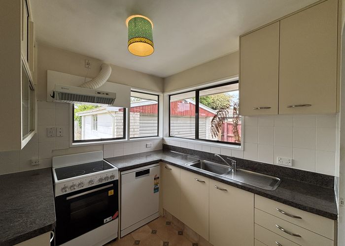  at 24b Westmont Street, Ilam, Christchurch City, Canterbury