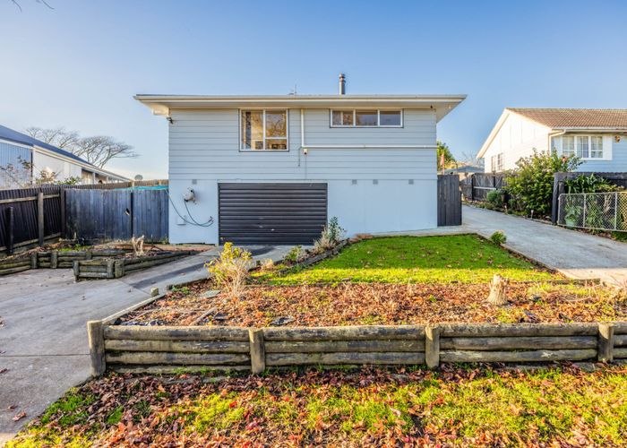  at 35 Moncrieff Avenue, Manurewa, Manukau City, Auckland