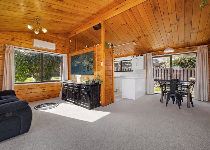  at 62 Cumberland Crescent, Welcome Bay, Tauranga, Bay Of Plenty